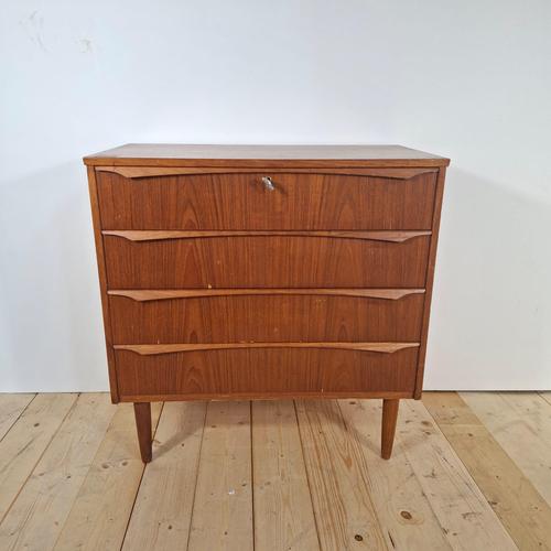 Wood Mid-Century Modern Scandinavian Four-Drawer Chest in Teak, 1960s For Sale - Image 7 of 9