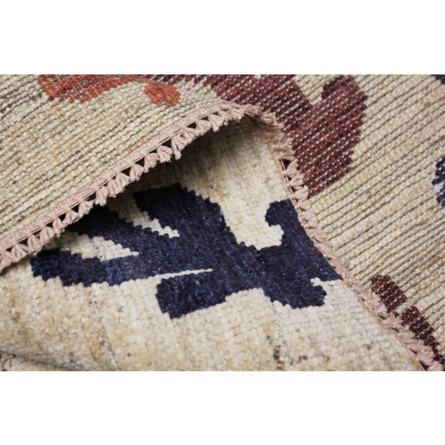 Its a beautiful Spanish design with an amazing colors to make your room more beautiful. It made out of %100 natural wool...