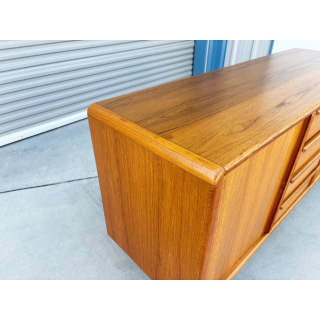 1960s Mid Century Walnut Credenza by Bakers Bro For Sale - Image 10 of 12