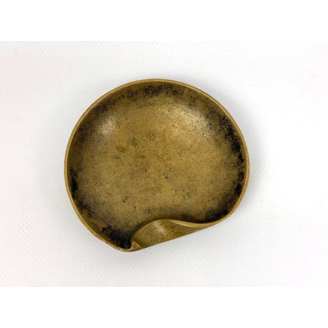 1950s Vintage Austrian Brass Ashtray attributed to Franz Hagenauer, 1950s For Sale - Image 5 of 8