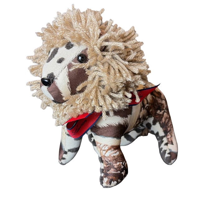 Safari Ralph Lauren Safari Vintage Silk Scarf Courageous Lion For Sale - Image 3 of 3