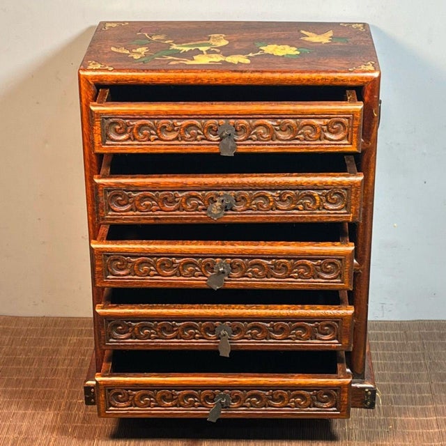 Late 20th Century Vintage Chinese Huali Rosewood Mother-of-Pearl Inlaid 5-Drawer Jewelry Chest For Sale - Image 5 of 9