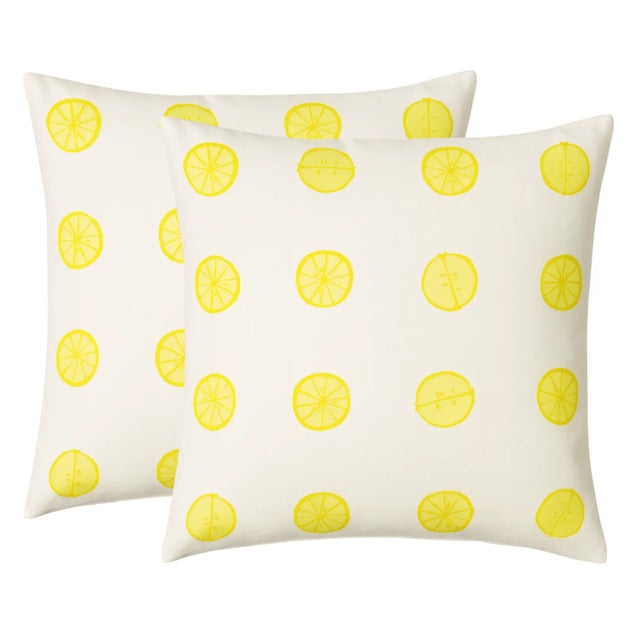 ⭐️ Ships Within 2 Days On the Front: Lemons Printed Fabric On the Back: Ivory Linen Fabric Designer Fabric Content: 100%...