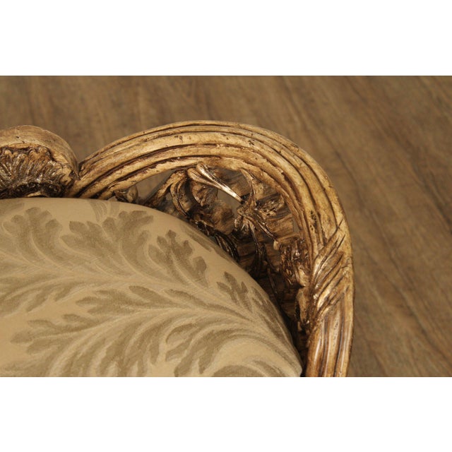 Late 20th Century Italian Rococo Style Antiqued Window Bench For Sale In Philadelphia - Image 6 of 18