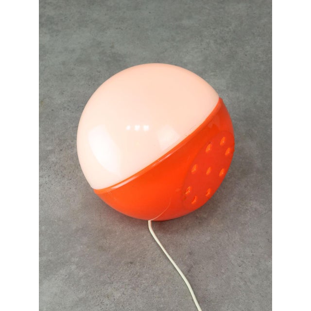1970s Space Age Table Lamp by Makio Hasuike for Guzzini, 1970s For Sale - Image 5 of 18