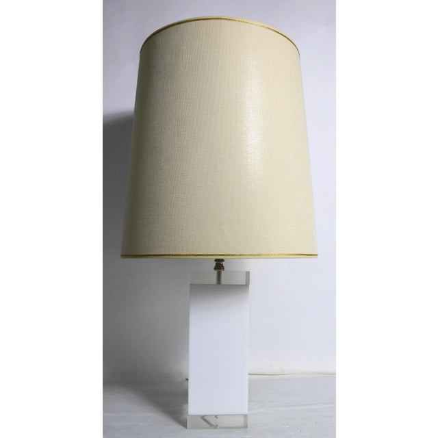 Plastic Postmodern Lucite Table Lamp by George Bullio For Sale - Image 7 of 10
