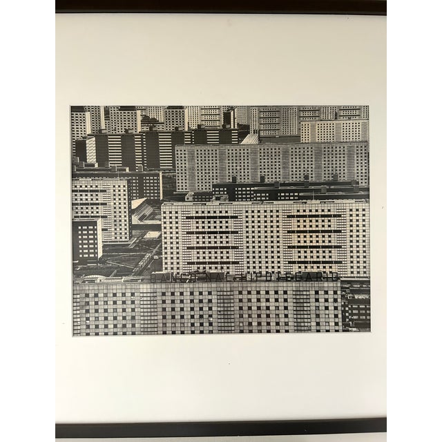 Black Rodrigo Moya — “Hipotecados, Tlatelolco, Ciudad De México,” 1963 — Signed Gelatin Silver Photograph For Sale - Image 8 of 18