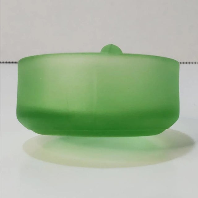 Early 20th Century Art Deco Satin Uranium Glass Mayonnaise Spoon For Sale - Image 5 of 7
