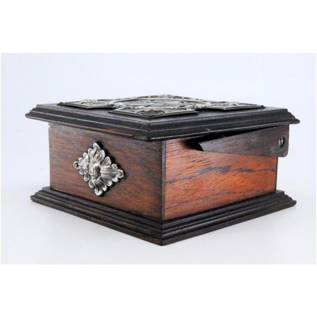 Wooden Velvety Pink Jewelry Box with Silver Applications and the Words Jewel For Sale - Image 3 of 10
