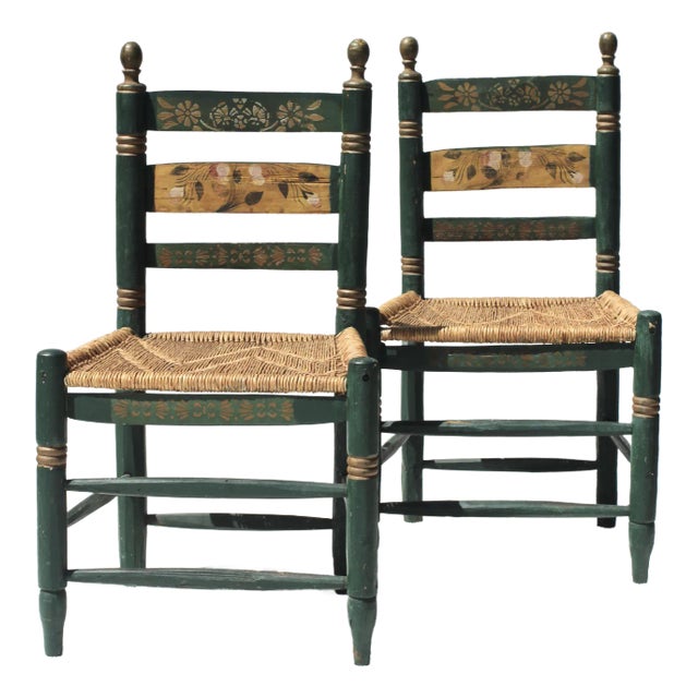 Pair of Mexican Folk Art Chairs in Green From the 1930s For Sale