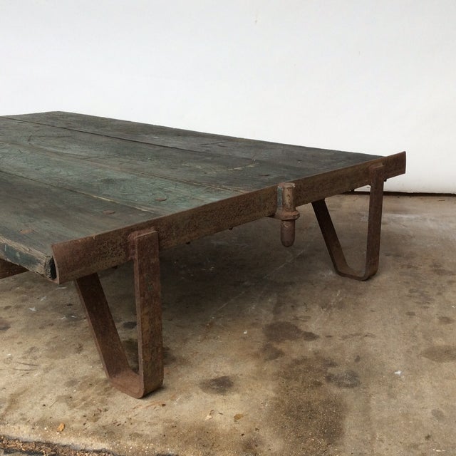 Vintage Cart Coffee Table : Vintage Rustic Factory Small Industrial Cart Coffee Table / The reason for the addditional cost is to reserve the longer carts for those who truely need a longer table and because they are very hard to find since fewer were made.
