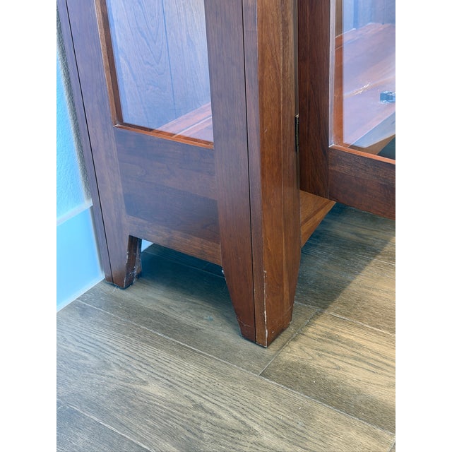 1990s Ethan Allen American Impressions Display Cabinet For Sale - Image 13 of 15