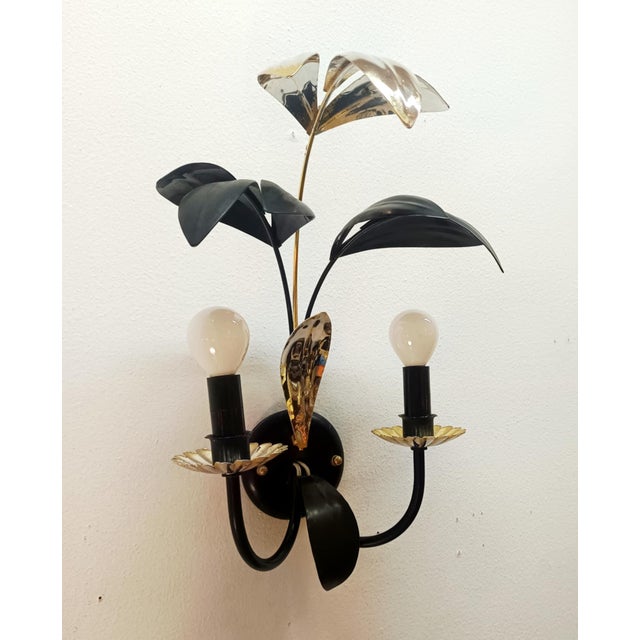 Hollywood Regency Hollywood Regency Black and Gilt Leaf Wall Sconce, 1980s For Sale - Image 3 of 13