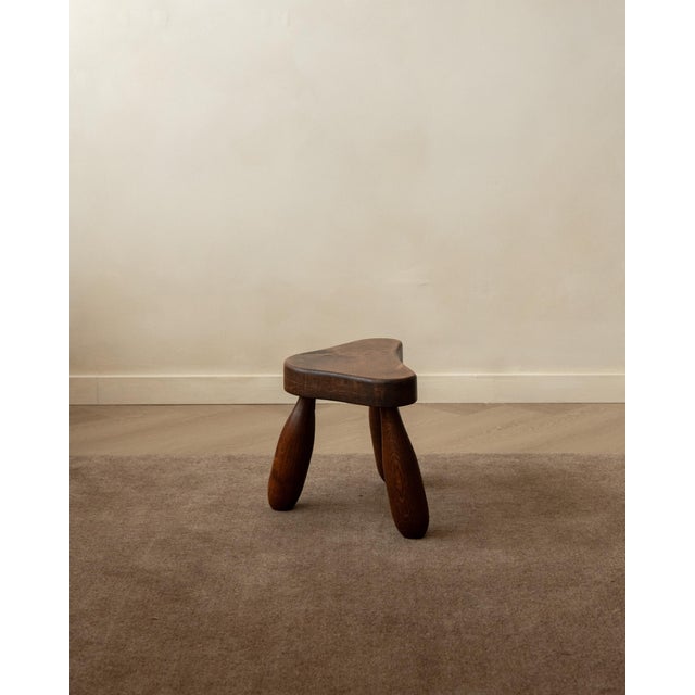 1950s French Brutalist Wooden Tripod Stool in Oak, 1950s For Sale - Image 5 of 8