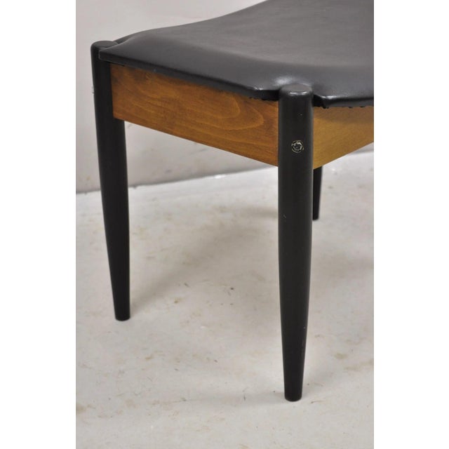Mid 20th Century Norco Mid Century Modern Sculpted Footstool Ottoman Tapered Leg Black Vinyl Seat For Sale - Image 5 of 11