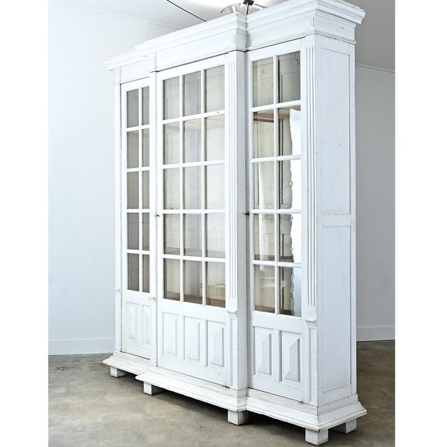 French 19th Century Painted Pine Bibliotheque For Sale - Image 10 of 18