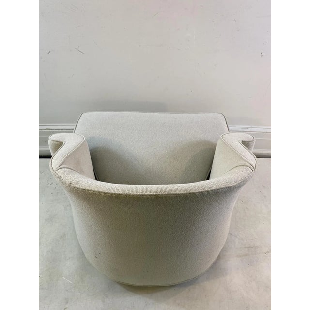 Dunbar Furniture 1980s Swivel Chairs in the Manner of Dunbar - A Pair For Sale - Image 4 of 9