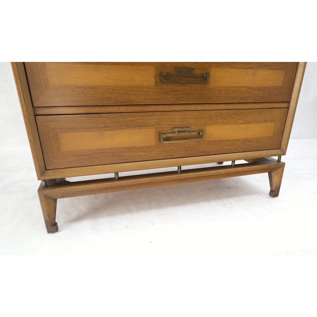 Mid 20th Century Pair Three Drawers Light Walnut Banded Drawers Drop Pulls Bachelor Chests MINT! For Sale - Image 5 of 13