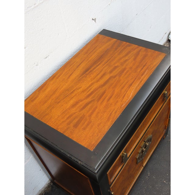 Brown Century Hollywood Regency Chin Hua Nightstands End Bedside Tables a Pair 6618 For Sale - Image 8 of 16