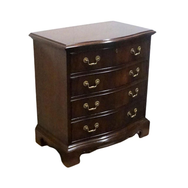 Drexel Drexel Heritage Heirlooms Collection Traditional Style Banded Mahogany 28" Chairside Chest / Nightstand 070-620-6 For Sale - Image 4 of 15