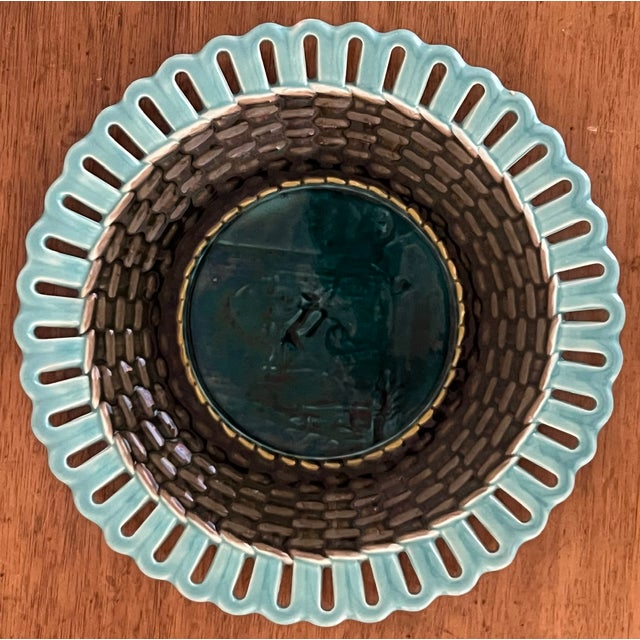 Late 19th Century Wedgwood Reticulated Portrait Plate, C. 1878 For Sale - Image 5 of 9