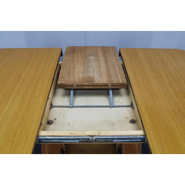 Italian Extendable Dining Table in Maple Finish, 1970s For Sale - Image 11 of 18