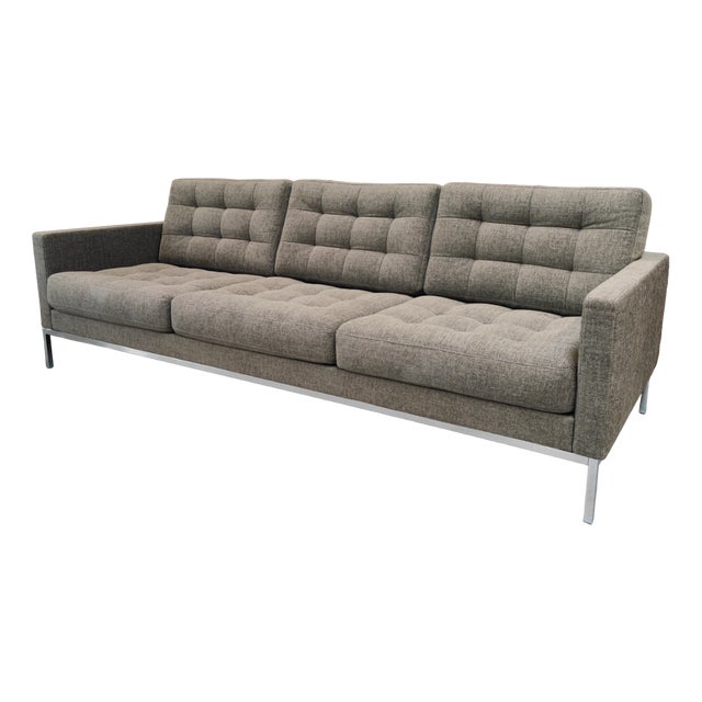 Sofa by Florence Knoll Bassett for Knoll Inc / Knoll International, 2024 For Sale