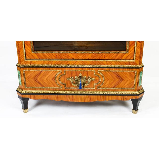 19th Century French Malachite & Ormolu Mounted Vitrine Cabinet For Sale - Image 6 of 18