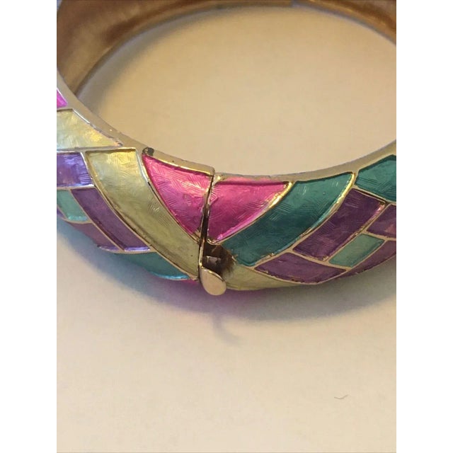 1970s Kramer Multi-Color Enamel Hinged Bangle Bracelet For Sale - Image 6 of 8