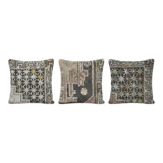 Turkish Wool Rug Pillow Cover 20'' X 20'' - Set of Three For Sale