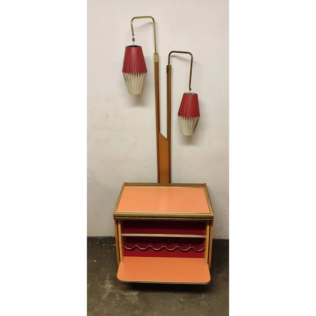 Vintage walnut drinks bar cocktail liquor cabinet with lamp stand from the 1960s. Original condition with 2 lights.