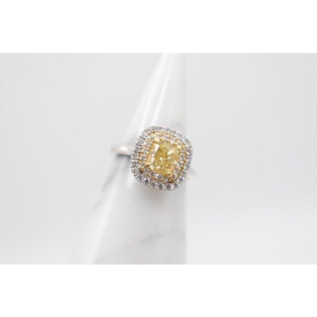 Traditional Mid 20th Century Gia Yellow Diamond Ring, Size 7 For Sale - Image 3 of 14