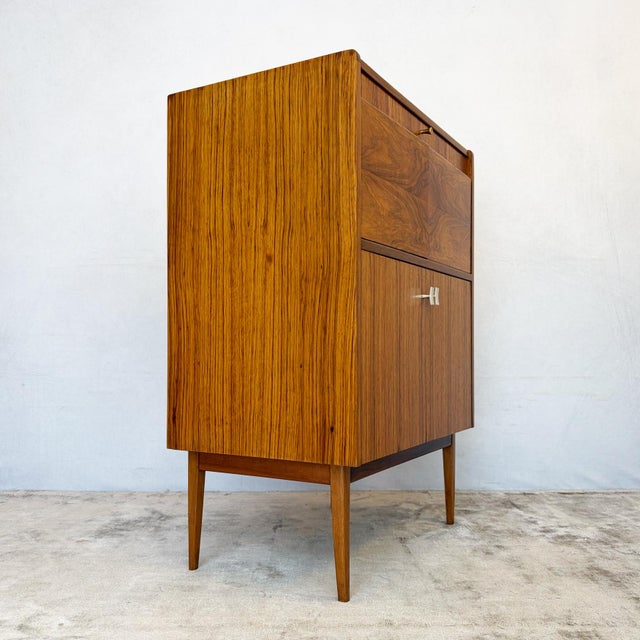 Metamorphic Walnut Cocktail Cabinet from Cox & Cox Ltd., 1950s For Sale - Image 6 of 17