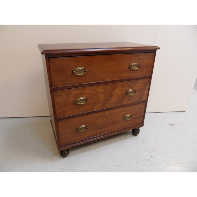 Antique Mahogany Chest of Drawers, in Very Good conditions. Designed before 1890