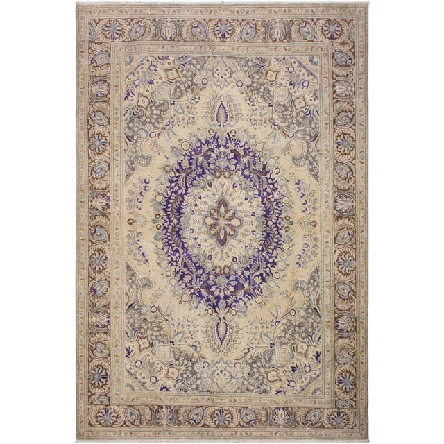 Boho Chic Vintage 1990's Tan/Brown Wool Rug - 8'0'' X 11'0'' For Sale - Image 10 of 10