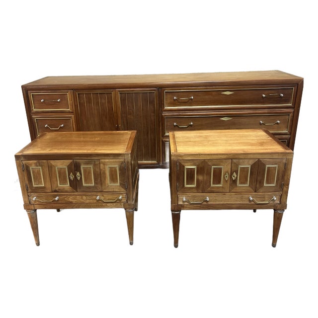 1960s Mid-Century Dresser with 2 Nightstands - Set of 3 For Sale