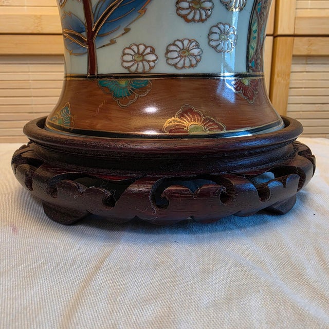 Antique White Vintage Famille Rose Porcelain Ginger Jar Table Lamp With Brass Finial For Sale - Image 8 of 17