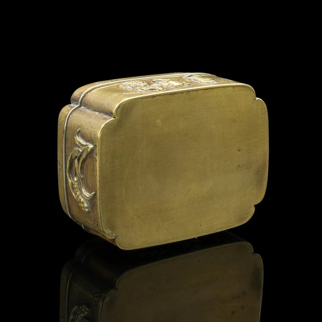 Brass 1850s Victorian Small Antique Seamstress' Button Box, Japanese, Brass, Decorative, Edo Period For Sale - Image 8 of 9