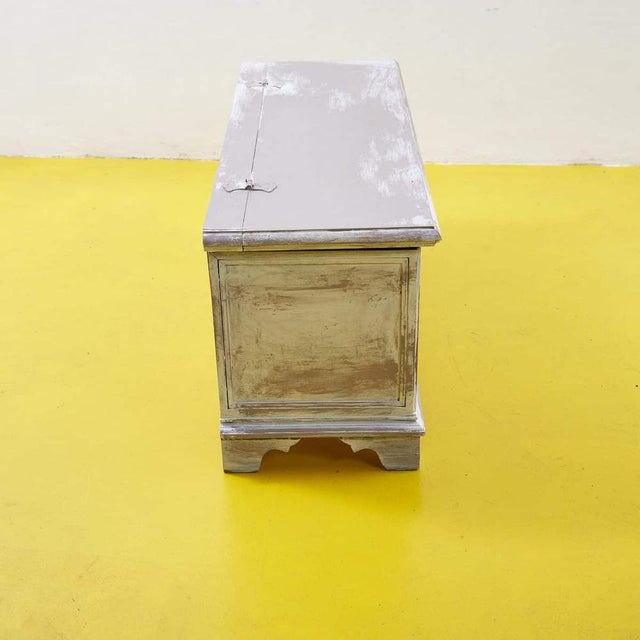 Vintage Baule Chest in Chipboard Wood For Sale - Image 6 of 9