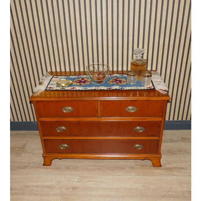English Yew Chest of Drawers with Retractable Doors and Oval Fittings from Heldense For Sale - Image 16 of 17