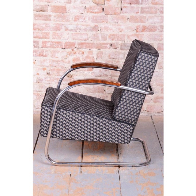 1930s Bauhaus Armchair in Beech and Chrome from Mücke Melder, Czech, 1930s For Sale - Image 5 of 17