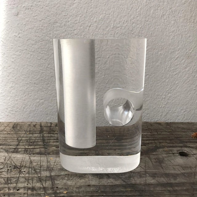 White Vintage Clear Acrylic Vase For Sale - Image 8 of 8