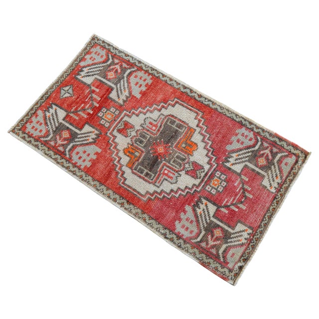 1970s 1970s Vintage Hand-Knotted Small Turkish Rug Yastik Entry Laundry Decor Doormat 2x3 Ft Approx For Sale - Image 5 of 8