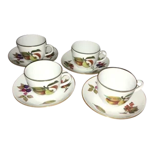 Vintage Royal Worcester Evesham Cups and Saucers Set- 8 Pieces