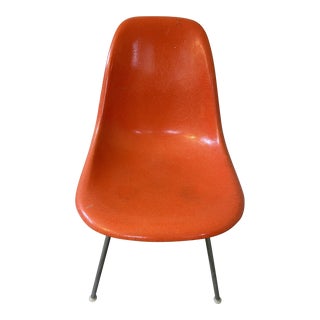 1950s Vintage Eames Fiberglass Shell Chair For Sale