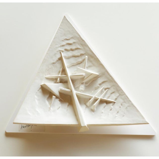 Italian White Ceramic Sculpture Plate by Arnaldo Pomodoro for Rossicone, 2004 For Sale - Image 14 of 14