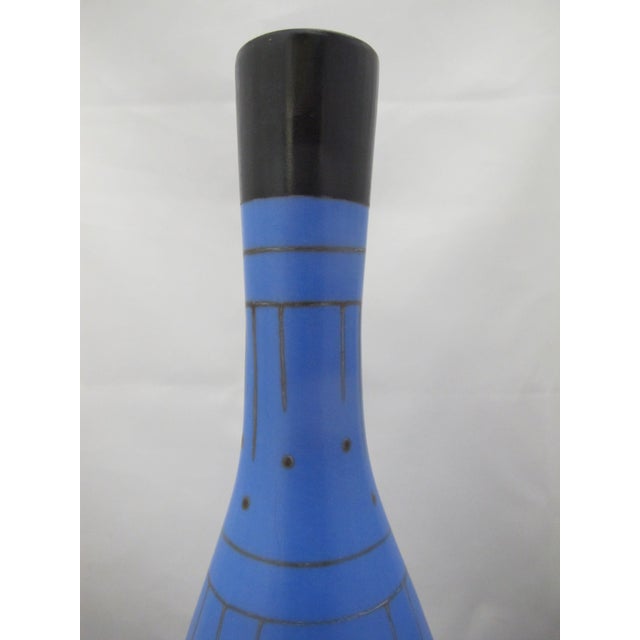 Marcelo Prado Chulucanas Peru Pottery Graphic Modernist Bowling Pin Vase For Sale In Portland, OR - Image 6 of 9