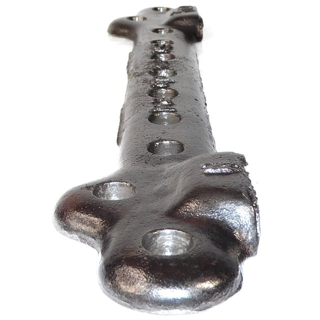 Restored Vintage "Standard" N Cast Iron Sink Wall Bracket For Sale - Image 4 of 7