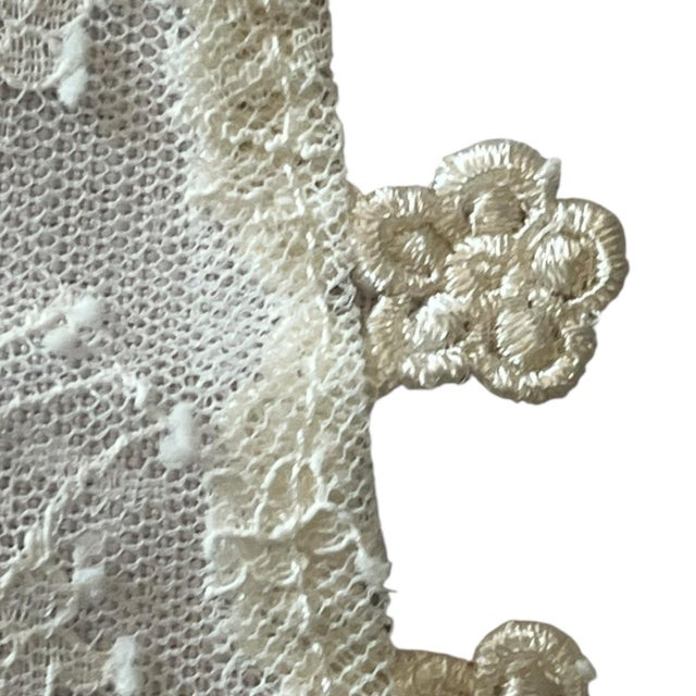 Textile 42 X 45 Vintage Lace Floral Tablecloth Table Cover White Victorian Edwardian Traditional For Sale - Image 7 of 7