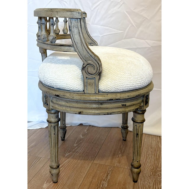 Late 20th Century Vintage French Style Vanity Stool For Sale - Image 5 of 17